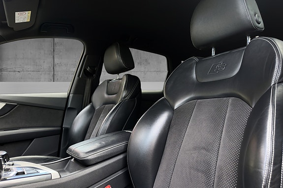 Audi Q7 15 of 22