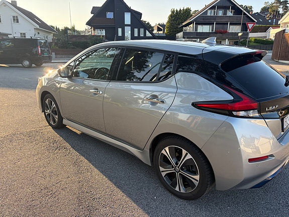 Nissan Leaf 5 of 11