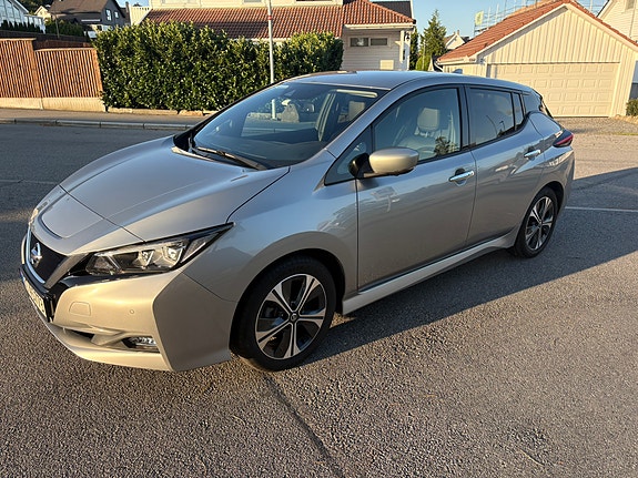 Nissan Leaf 6 of 11