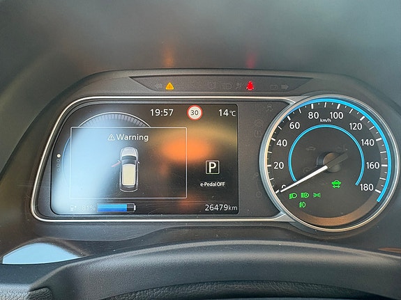 Nissan Leaf 11 of 11