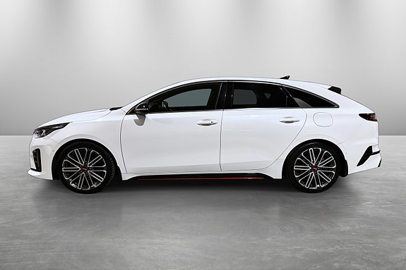 Kia ProCeed 3 of 30