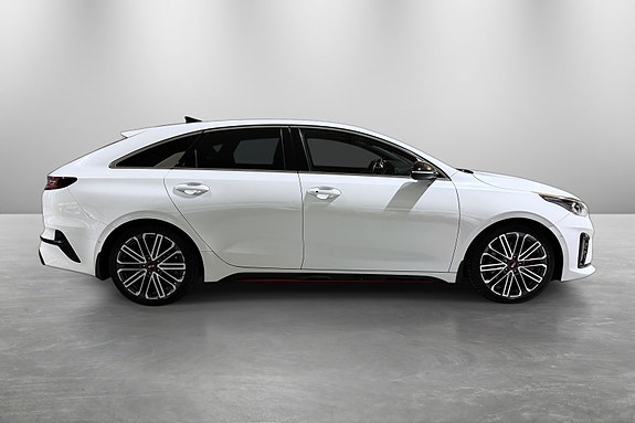 Kia ProCeed 9 of 30