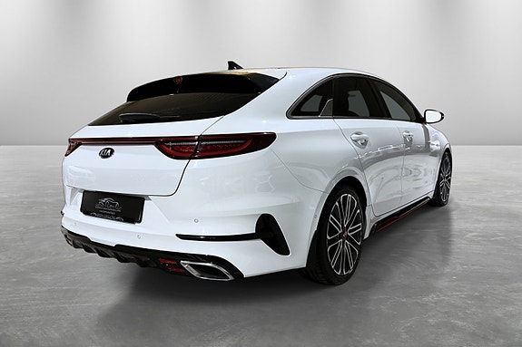 Kia ProCeed 7 of 30
