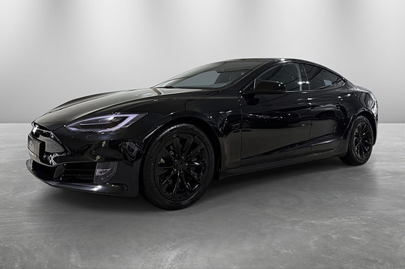 Tesla Model S 2 of 30