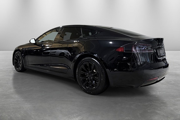 Tesla Model S 4 of 30