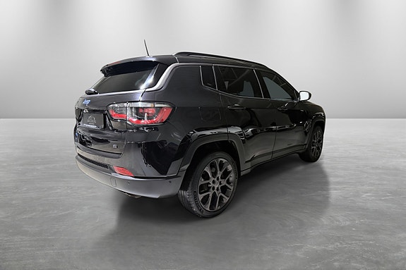 Jeep Compass 8 of 30