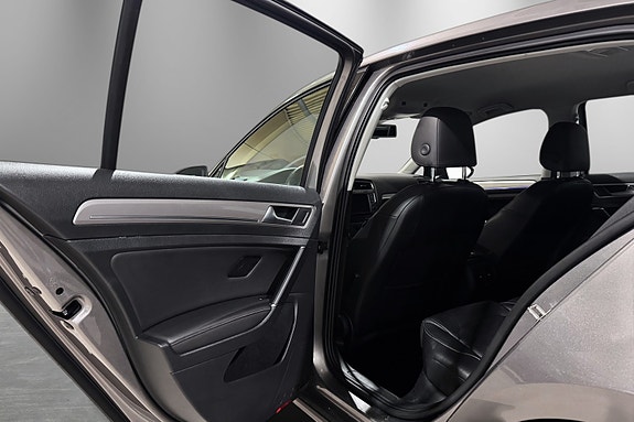Volkswagen e-Golf VII 18 of 30