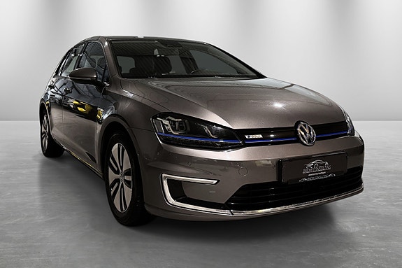 Volkswagen e-Golf VII 11 of 30