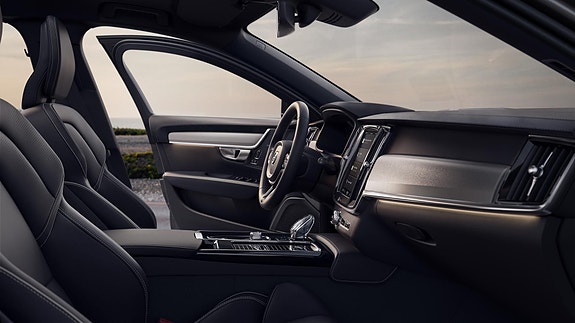 Volvo V90 20 of 26