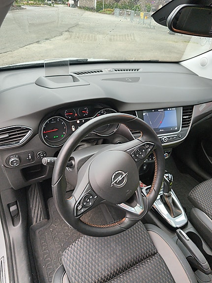 Opel Crossland X 16 of 17