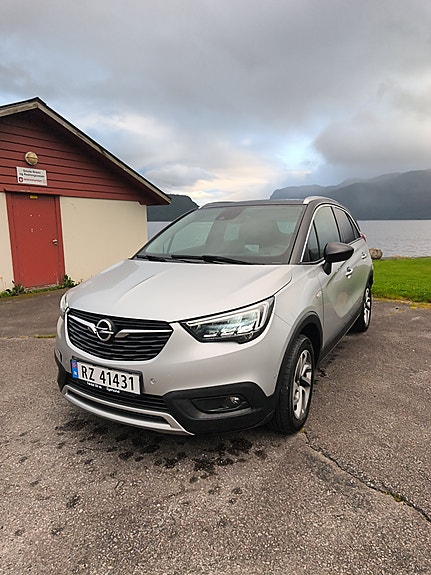 Opel Crossland X 2 of 17