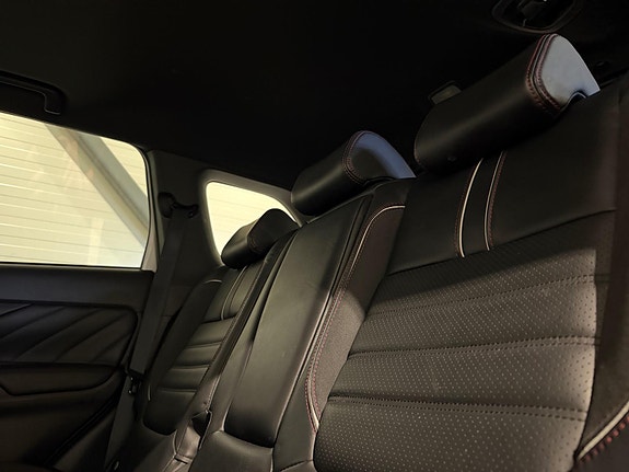 Mitsubishi Outlander 21 of 30