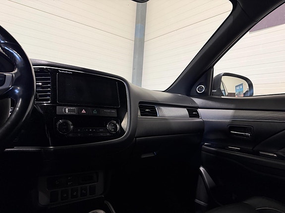 Mitsubishi Outlander 25 of 30