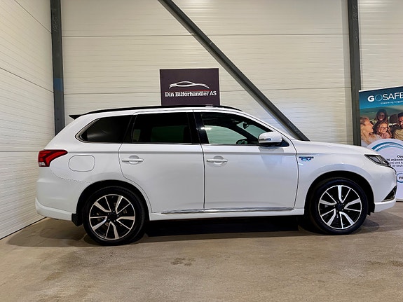 Mitsubishi Outlander 10 of 30