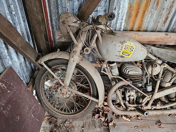 Puch 250CCM 2 of 17