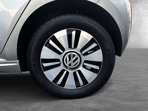 Volkswagen UP! 13 of 24
