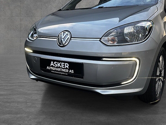 Volkswagen UP! 11 of 24