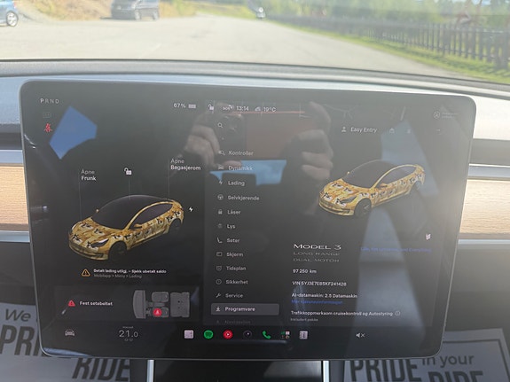 Tesla Model 3 18 of 18
