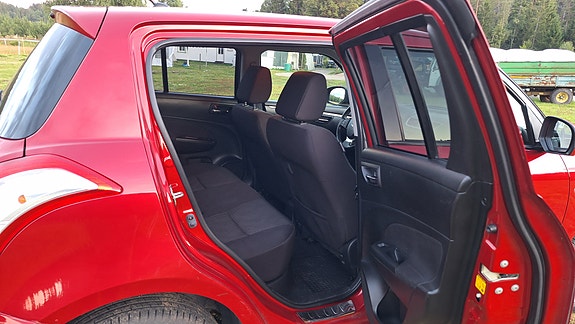 Suzuki Swift 29 of 30