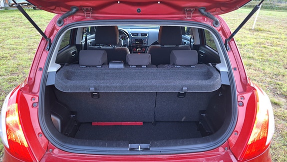 Suzuki Swift 25 of 30