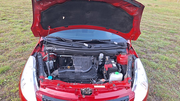 Suzuki Swift 9 of 30