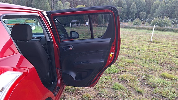 Suzuki Swift 28 of 30