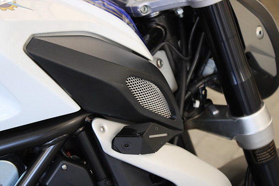 MV Agusta BRUTALE 800 Tøff og Brutal Mv Augusta/Ny service/Med kj 7 of 30