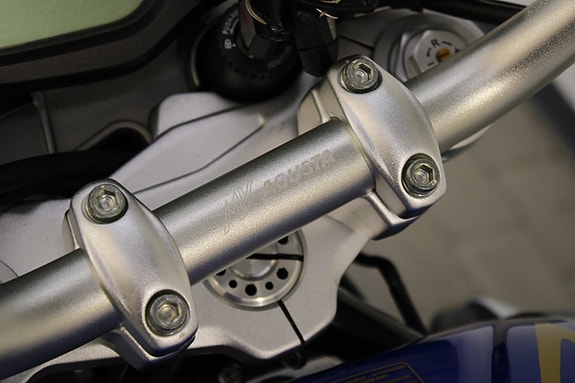 MV Agusta BRUTALE 800 Tøff og Brutal Mv Augusta/Ny service/Med kj 17 of 30