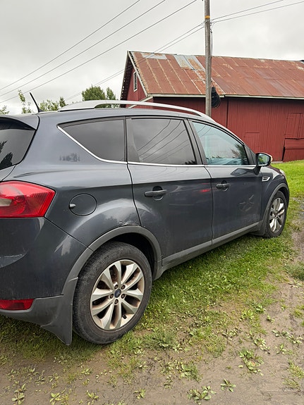 Ford Kuga 2 of 8