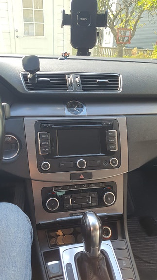 Volkswagen Passat 12 of 18