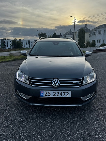 Volkswagen Passat 7 of 30