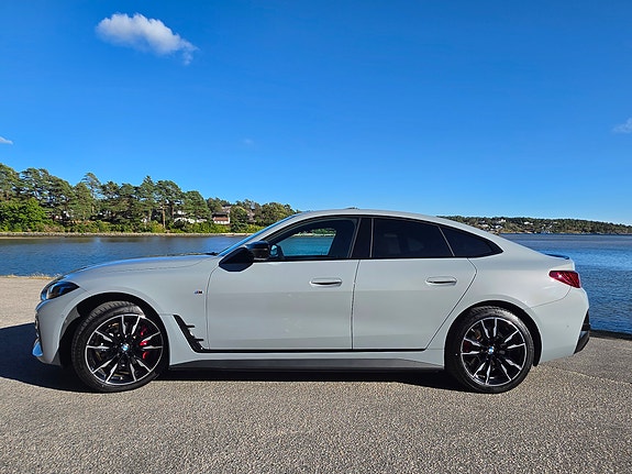 BMW i4 11 of 30