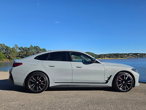 BMW i4 4 of 30