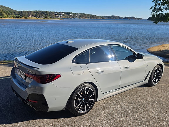 BMW i4 9 of 30