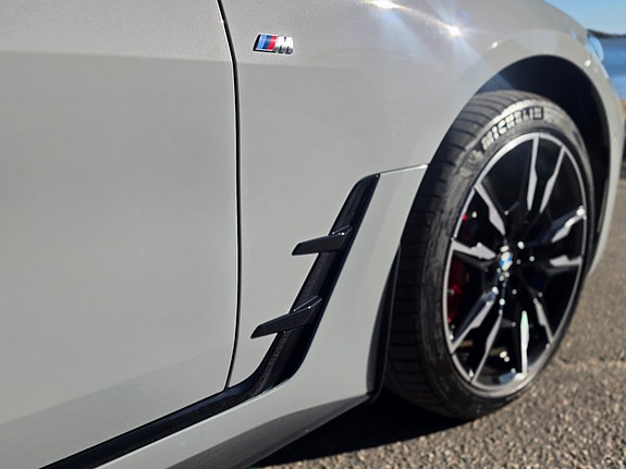 BMW i4 18 of 30