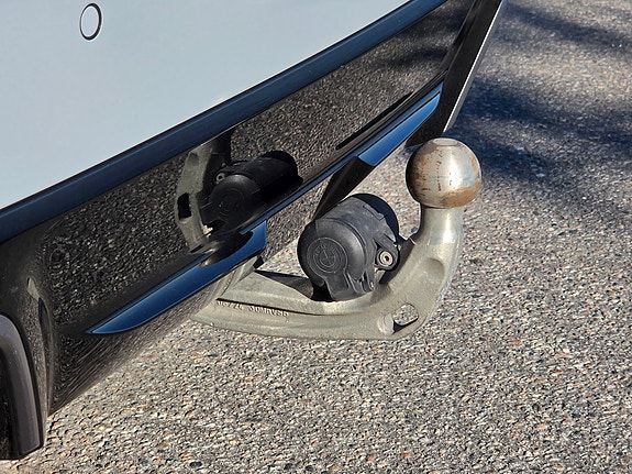 BMW i4 20 of 30
