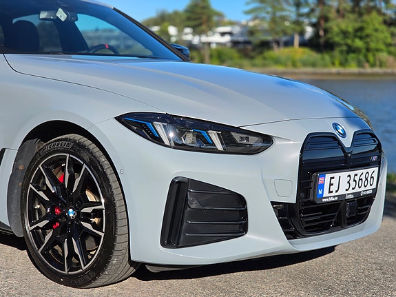 BMW i4 16 of 30
