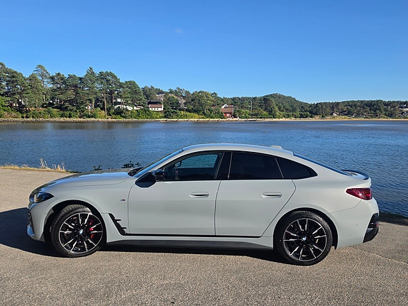 BMW i4 10 of 30