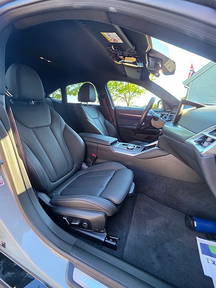 BMW i4 27 of 30