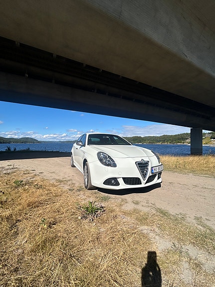 Alfa Romeo Giulietta 12 of 30