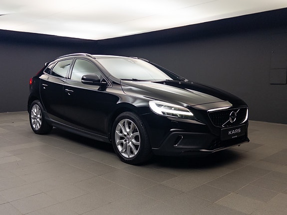 Volvo V40 Cross Country 6 of 30