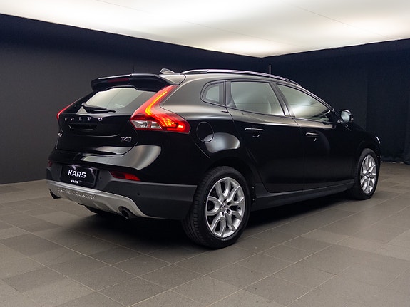 Volvo V40 Cross Country 9 of 30