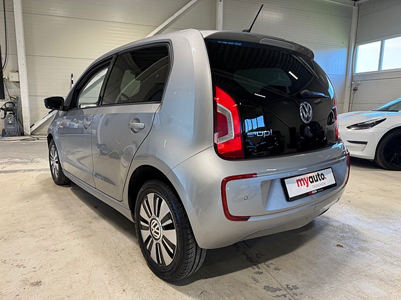 Volkswagen UP! 3 of 27