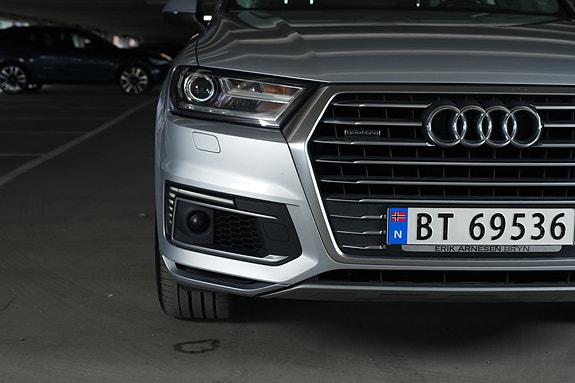 Audi Q7 25 of 28