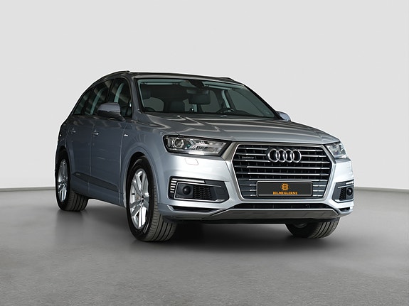 Audi Q7 6 of 28