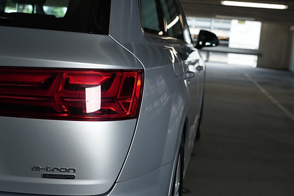 Audi Q7 24 of 28