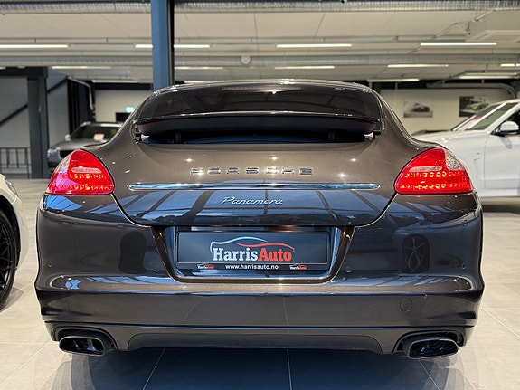 Porsche Panamera 9 of 30