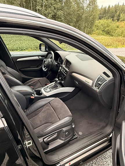 Audi Q5 4 of 15