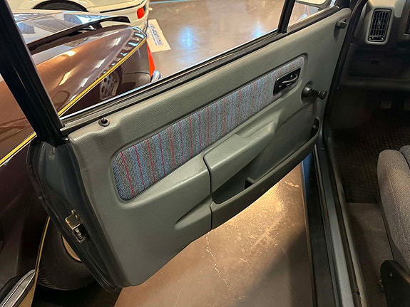 Ford Fiesta 6 of 8