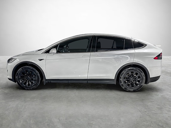 Tesla Model X 2 of 30